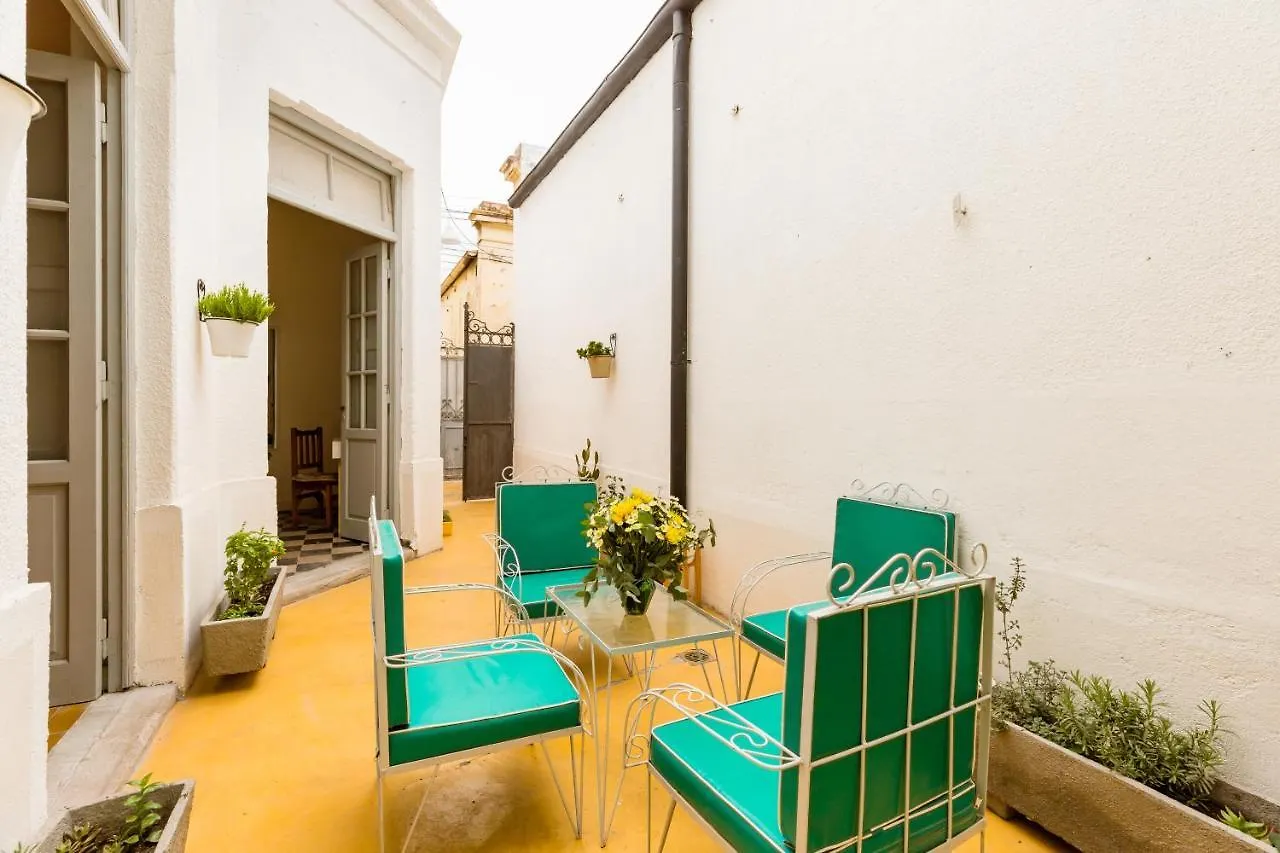 Beautiful Rooms In Old Inmigrants House Mendoza Bed and breakfast
